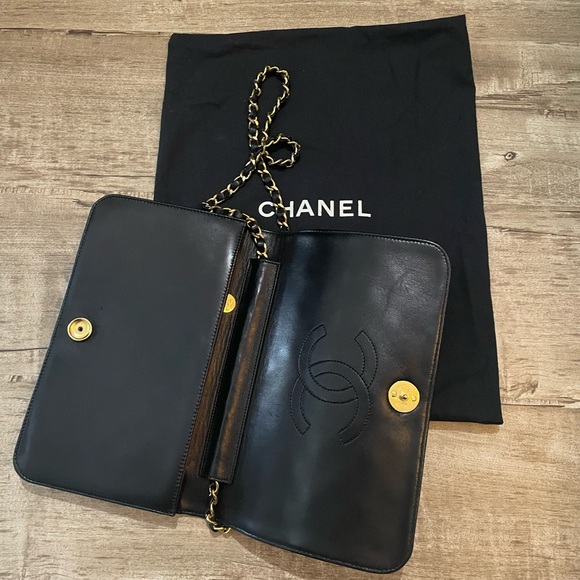 Vintage Chanel Lambskin Classic Mini Full Flap Shoulder Bag 24KGP Hardware - Picture 3 of 13